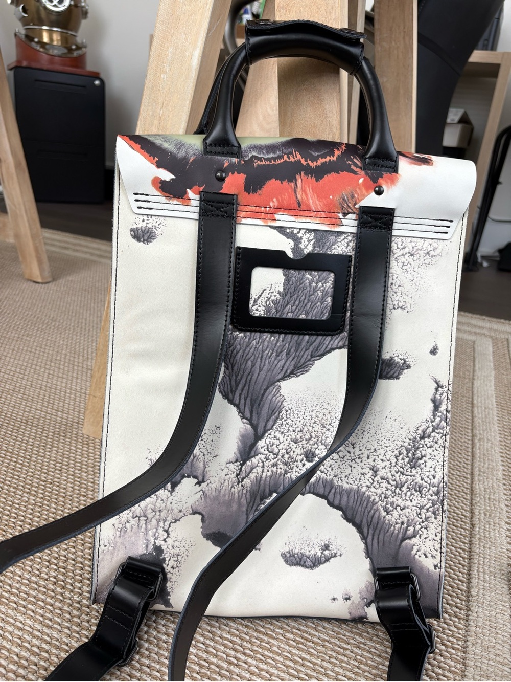 Dr. Martens x TATE Museum | Ithell Colquhoun ULTRA RARE Docs Leather Backpack - Picture 10 of 16